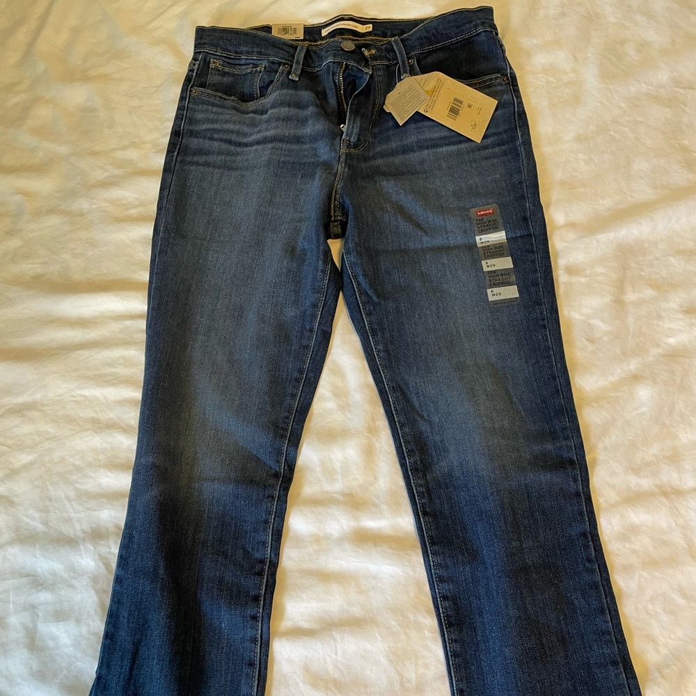 Women’s Levi’s Jeans 724 High-Rise Straight Cropped NWT Size 8 W29